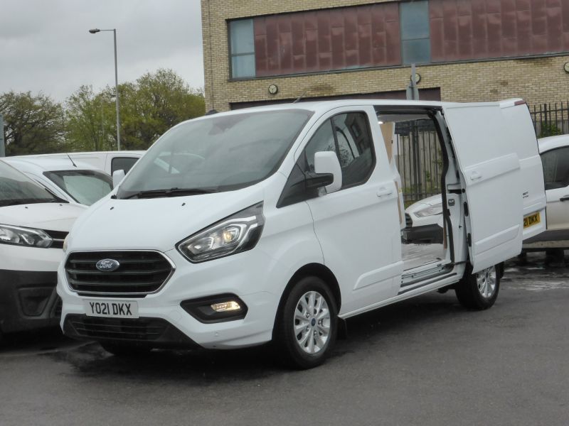 FORD TRANSIT CUSTOM 280 LIMITED ECOBLUE L1 SWB AUTOMATIC WITH AIR CONDITIONING,PARKING SENSORS AND MORE - 2630 - 3