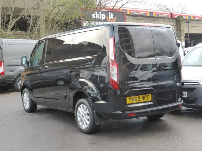 FORD TRANSIT CUSTOM 280 LIMITED ECOBLUE L1 SWB IN BLACK WITH AIR CONDITIONING,PARKING SENSORS AND MORE - 2622 - 4