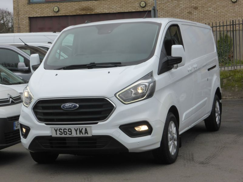 FORD TRANSIT CUSTOM 300 LIMITED ECOBLUE L2 LWB WITH AIR CONDITIONING,PARKING SENSORS,HEATED SEATS AND MORE - 2612 - 22