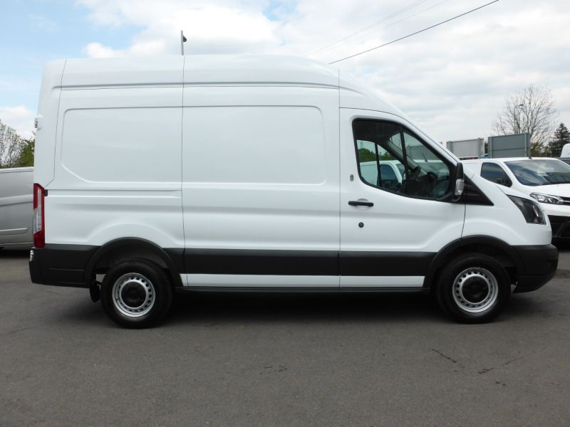 FORD TRANSIT 330 L2 H3 MWB HIGH ROOF EURO 6 IN WHITE WITH BLUETOOTH,6 SPEED AND MORE - 2644 - 9