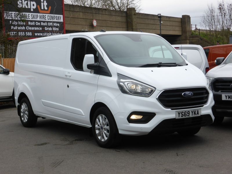 FORD TRANSIT CUSTOM 300 LIMITED ECOBLUE L2 LWB WITH AIR CONDITIONING,PARKING SENSORS,HEATED SEATS AND MORE - 2612 - 3