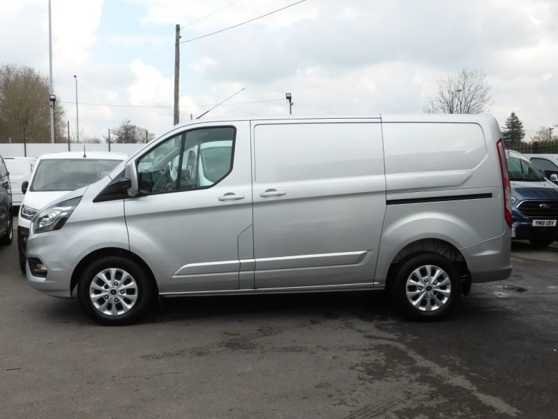 FORD TRANSIT CUSTOM 340 LIMITED MHEV ECOBLUE L1 SWB WITH SAT NAV,AIR CONDITIONING AND MORE - 2599 - 8