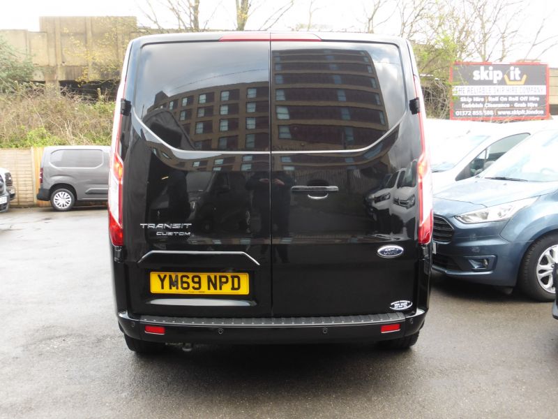 FORD TRANSIT CUSTOM 280 LIMITED ECOBLUE L1 SWB IN BLACK WITH AIR CONDITIONING,PARKING SENSORS AND MORE - 2622 - 6