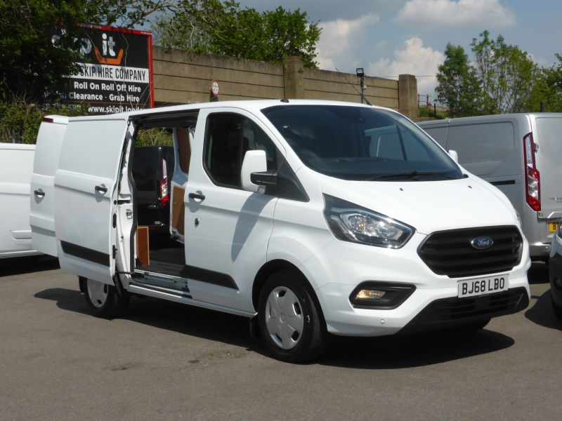 FORD TRANSIT CUSTOM 300 TREND AUTOMATIC L1 SWB WITH AIR CONDITIONING,PARKING SENSORS,CRUISE CONTROL,BLUETOOTH AND MORE - 2649 - 4