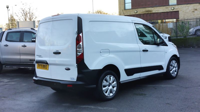 FORD TRANSIT CONNECT 220 BASE L1 SWB WITH ONLY 53.000 MILES,SAT NAV,PARK ASSIST CAMERA,PARKING SENSORS,DAB RADIO AND MORE - 2955 - 5