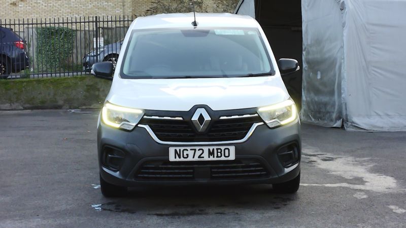 RENAULT KANGOO ML19 DCI START L1 SWB WITH ONLY 42.000 MILES,AIR CONDITIONING,PARKING SENSORS,6 SPEED AND MORE - 2961 - 3
