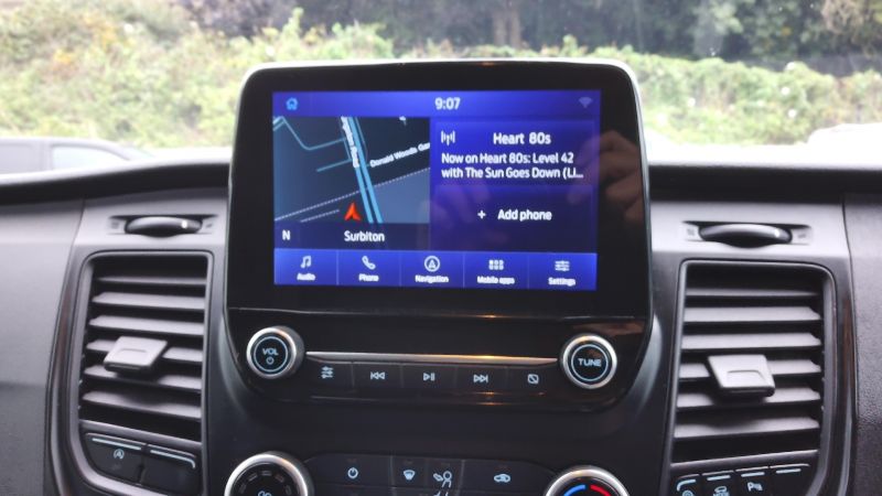 FORD TRANSIT 310 LEADER ECOBLUE L2H2 MWB MEDIUM ROOF WITH ONLY 57.000 MILES,SAT NAV,AIR CONDITIONING,HEATED SEATS AND MORE - 2963 - 12