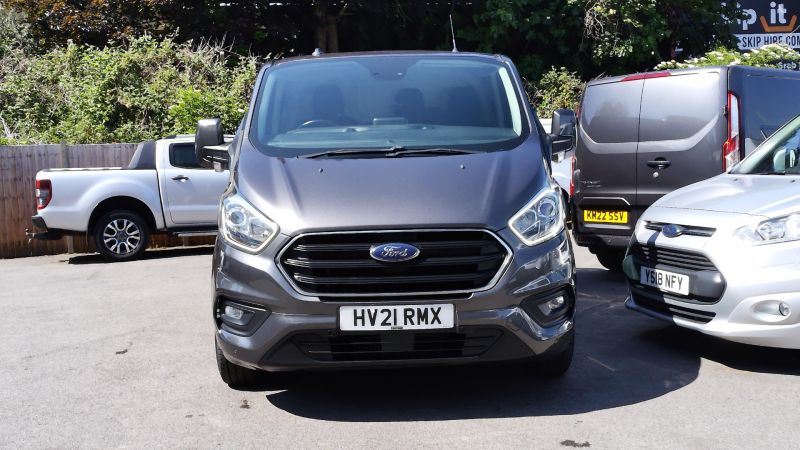 FORD TRANSIT CUSTOM 280 LIMITED ECOBLUE L1 SWB IN GREY,ONLY 54.000 MILES,AIR CONDITIONING,PARKING SENSORS AND MORE - 2860 - 3