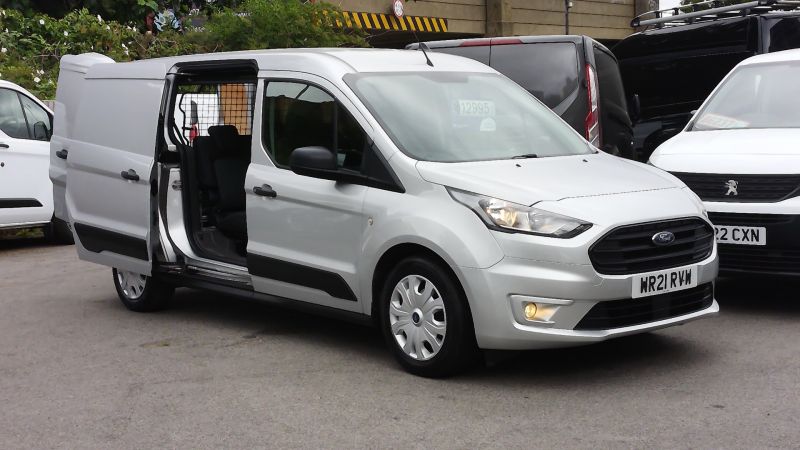 Used FORD TRANSIT CONNECT in Surbiton, Surrey for sale