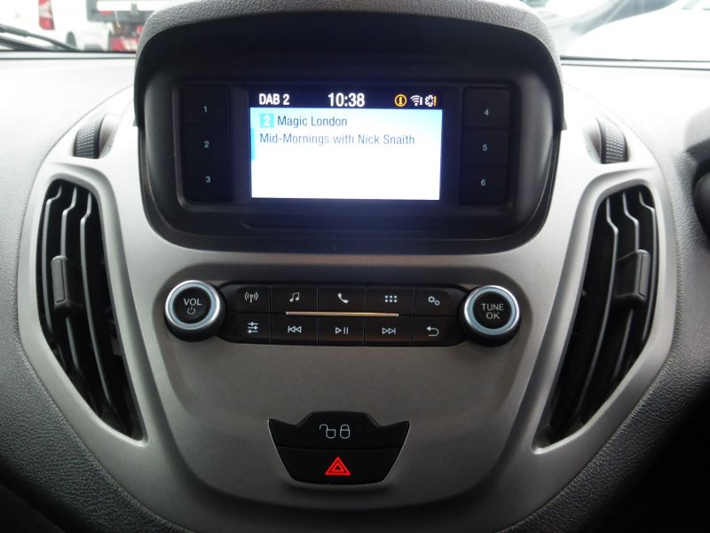 FORD TRANSIT COURIER TREND 1.5 TDCI WITH AIR CONDITIONING,6 SPEED,ELECTRIC MIRRORS,BLUETOOTH **** SOLD **** - 2514 - 14