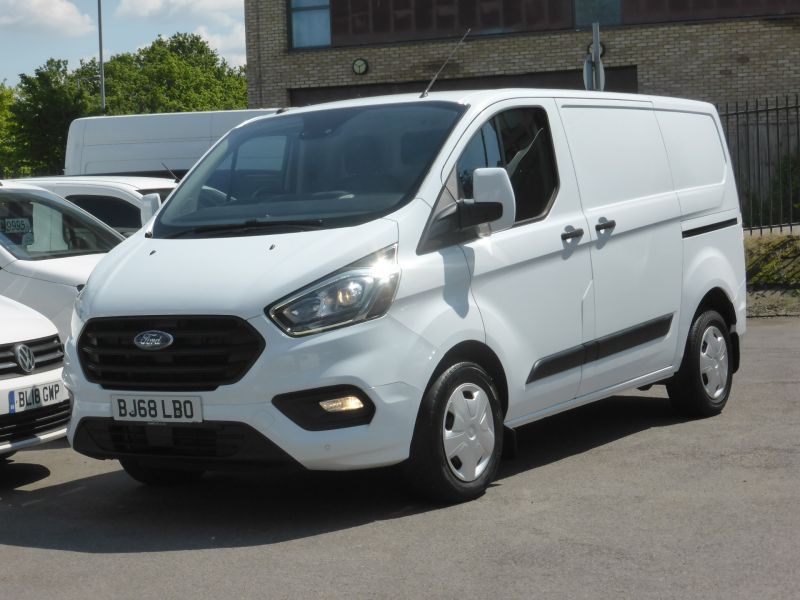 FORD TRANSIT CUSTOM 300 TREND AUTOMATIC L1 SWB WITH AIR CONDITIONING,PARKING SENSORS,CRUISE CONTROL,BLUETOOTH AND MORE - 2649 - 28