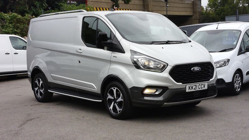 FORD TRANSIT CUSTOM 300 ACTIVE ECOBLUE L1 SWB IN SILVER WITH SAT NAV,AIR CONDITIONING,LEATHER SEATS,ALLOYS AND MORE - 2901 - 3