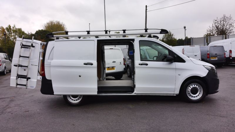 MERCEDES VITO 114 CDI PURE L2 LWB 2.1 RWD WITH ONLY 43.000 MILES,SAT NAV,AIR CONDITIONING,CLIMATE CONTROL,PARKING SENSORS AND MORE - 2928 - 13