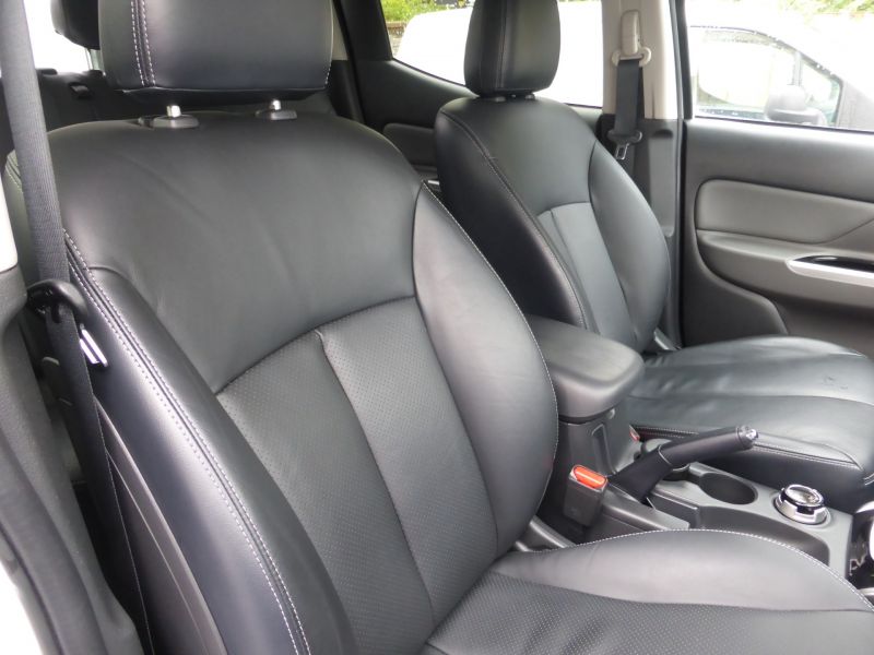 MITSUBISHI L200 2.4 DI-D 181 CHALLENGER DCB PICKUP  AUTOMATIC IN WHITE ,  ULEZ COMPLIANT , AIR CONDITIONING , LEATHER , JUST ARRIVED **** £19995 + VAT **** - 2534 - 16