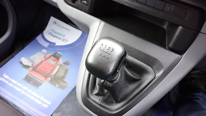 CITROEN DISPATCH XL 1000 ENTERPRISE PRO IN GREY WITH AIR CONDITIONING,PARKING SENSORS AND MORE - 2969 - 16