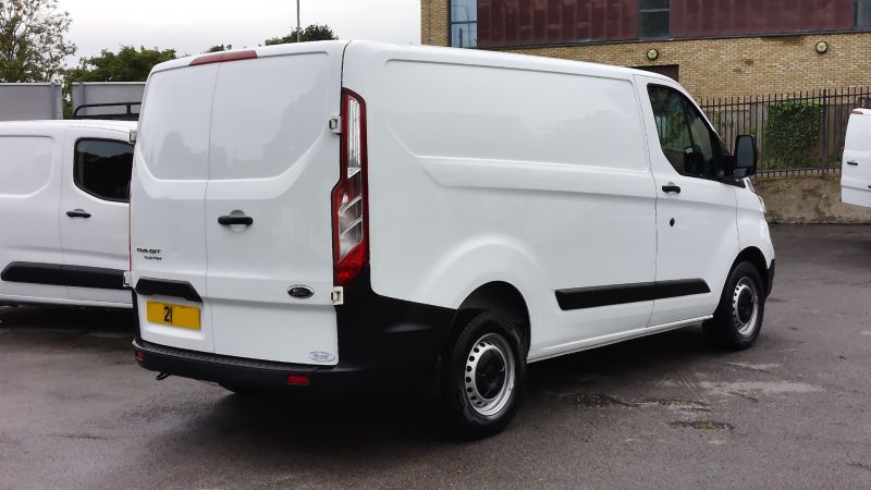FORD TRANSIT CUSTOM 300 LEADER ECOBLUE L1 SWB WITH AIR CONDITIONING,PARKING SENSORS,DAB RADIO,6 SPEED AND MORE - 2958 - 6