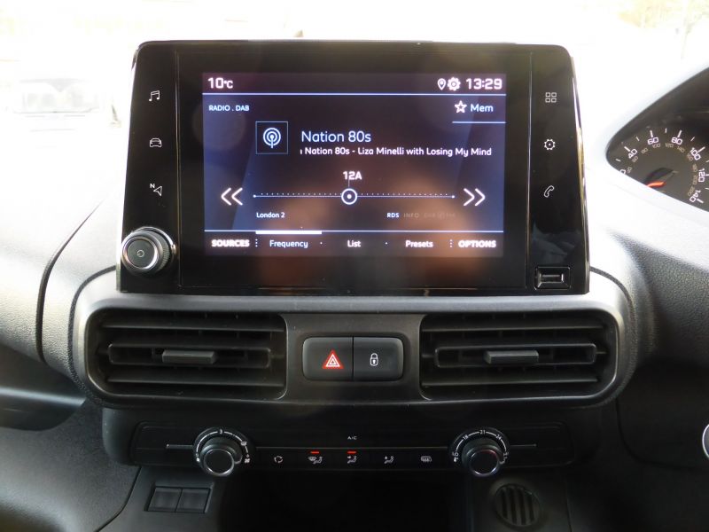 PEUGEOT PARTNER 1000 PROFESSIONAL L1 SWB IN GREY WITH AIR CONDITIONING,PARKING SENSORS AND MORE - 2532 - 14