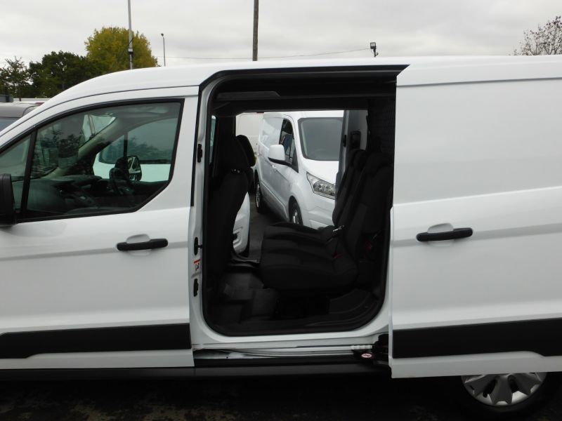 FORD TRANSIT CONNECT 230 L2 LWB 5 SEATER DOUBLE CAB COMBI CREW VAN WITH AIR CONDITIONING,BLUETOOTH AND MORE - 2522 - 18