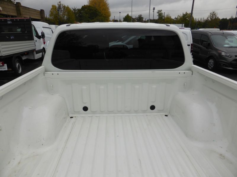 MITSUBISHI L200 2.4 DI-D 181 CHALLENGER DCB PICKUP  AUTOMATIC IN WHITE ,  ULEZ COMPLIANT , AIR CONDITIONING , LEATHER , JUST ARRIVED **** £19995 + VAT **** - 2534 - 11
