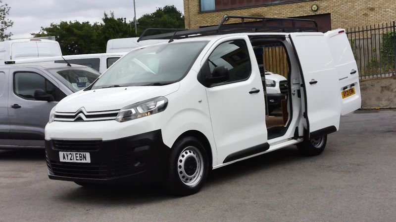 CITROEN DISPATCH XS 1000 ENTERPRISE BLUEHDI WITH ONLY 49.000 MILES,AIR CONDITIONING,PARKING SENSORS,DAB RADIO,6 SPEED AND MORE - 2878 - 2