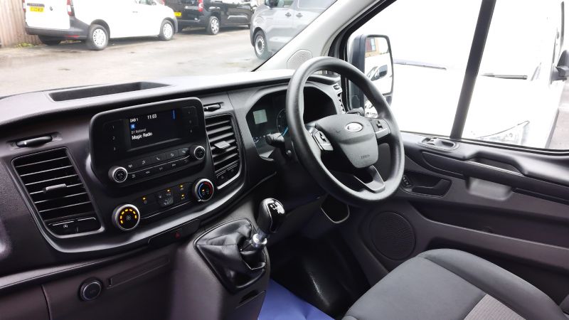 FORD TRANSIT CUSTOM 300 LEADER ECOBLUE L1 SWB WITH AIR CONDITIONING,PARKING SENSORS,BLUETOOTH,6 SPEED AND MORE - 2897 - 13