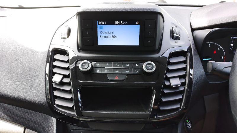 FORD TRANSIT CONNECT 200 LIMITED L1 SWB IN GREY WITH ONLY 54.000 MILES,AIR CONDITIONING,PARKING SENSORS AND MORE - 2869 - 18