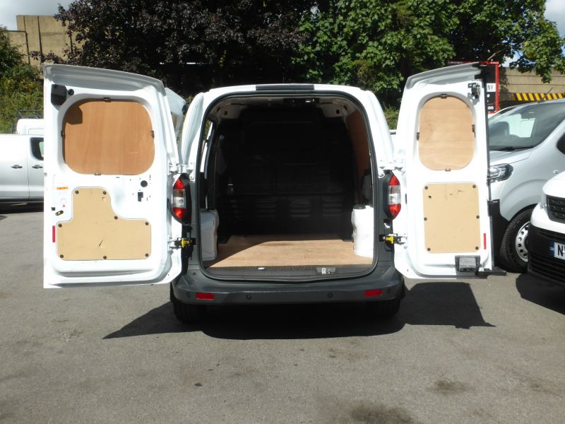 FORD TRANSIT COURIER TREND 1.5 TDCI WITH  ONLY 52.000 MILES,AIR CONDITIONING,PARKING SENSORS AND MORE - 2873 - 5