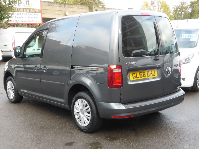 VOLKSWAGEN CADDY C20 TDI TRENDLINE SWB IN GREY WITH AIR CONDITIONING,PARKING SENSORS,DAB RADIO AND MORE - 2533 - 4