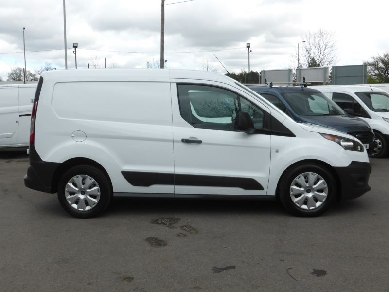 FORD TRANSIT CONNECT 200 L1 SWB WITH ONLY 14.000 MILES,FULL FORD SERVICE HISTORY AND MORE - 2624 - 8