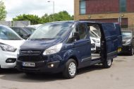 FORD TRANSIT CUSTOM 310/130 TREND L1 SWB EURO 6 IN BLUE WITH AIR CONDITIONING,SENSORS,REAR CAMERA,ELECTRIC PACK,BLUETOOTH AND MORE *** DEPOSIT TAKEN *** - 2084 - 2