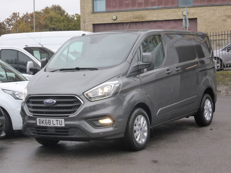 FORD TRANSIT CUSTOM 300 LIMITED L1 SWB IN MAGNETIC GREY WITH AIR CONDITIONING,SENSORS,HEATED SEATS AND MORE   - 2536 - 22