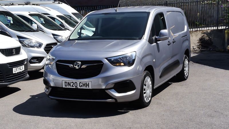 VAUXHALL COMBO 2300 SPORTIVE L2 LWB IN GREY/SILVER WITH ONLY 54.000 MILES,AIR CONDITIONING,PARKING SENSORS AND MORE - 2884 - 22