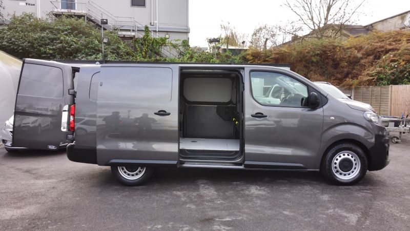 PEUGEOT EXPERT 1400 PROFESSIONAL PREMIUM L2 LWB IN GREY WITH ONLY 41.000 & 48.000 MILES,AIR CONDITIONING AND MORE - 2945 - 8