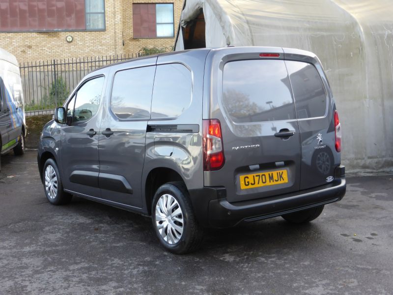 PEUGEOT PARTNER 1000 PROFESSIONAL L1 SWB IN GREY WITH AIR CONDITIONING,PARKING SENSORS AND MORE - 2532 - 4