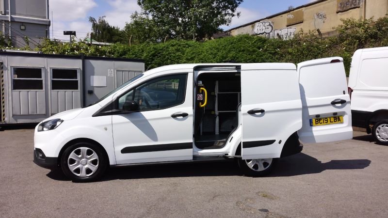 FORD TRANSIT COURIER TREND 1.5 TDCI WITH  ONLY 52.000 MILES,AIR CONDITIONING,PARKING SENSORS AND MORE *** SOLD *** - 2873 - 11