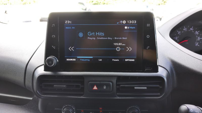PEUGEOT PARTNER PROFESSIONAL L1 SWB WITH AIR CONDITIONING,PARKING SENSORS,DAB RADIO AND MORE - 2903 - 15