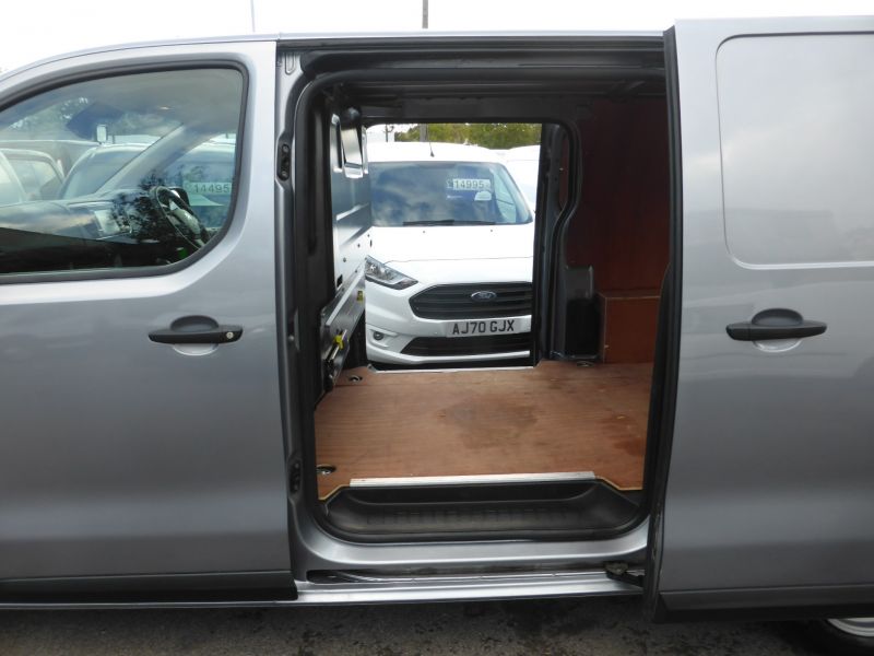 CITROEN DISPATCH M 1000 ENTERPRISE BLUEHDI IN METALLIC GREY , ULEZ COMPLIANT , EURO 6 , AIR CONDITIONING , *** DEPOSIT TAKEN **** - 2528 - 16