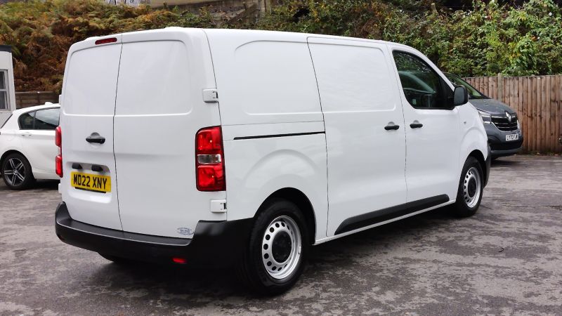 PEUGEOT EXPERT 1.5 BLUEHDI PROFESSIONAL PREMIUM L1 WITH AIR CONDITIONING,6 SPEED,BLUETOOTH AND MORE - 2933 - 5