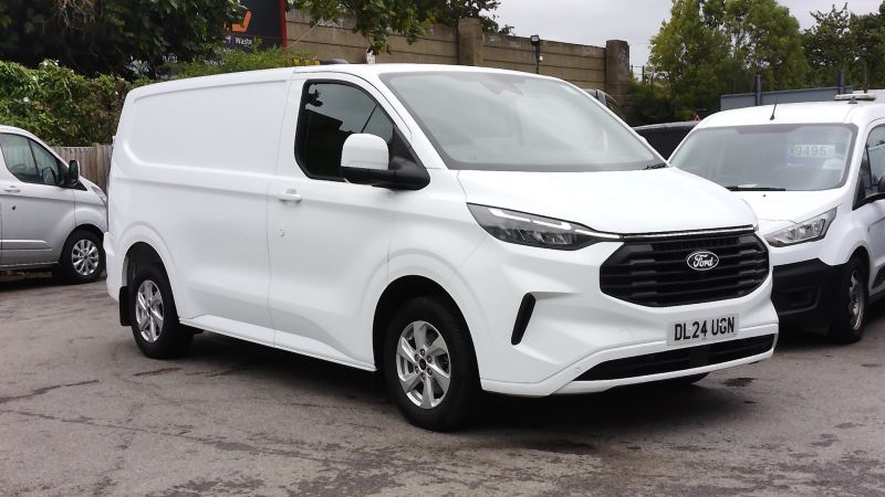 FORD TRANSIT CUSTOM 280 LIMITED L1 SWB ECOBLUE WITH ONLY 18.000 MILES,AIR CONDITIONING,HEATED SEATS AND MORE *** SOLD *** - 2916 - 4