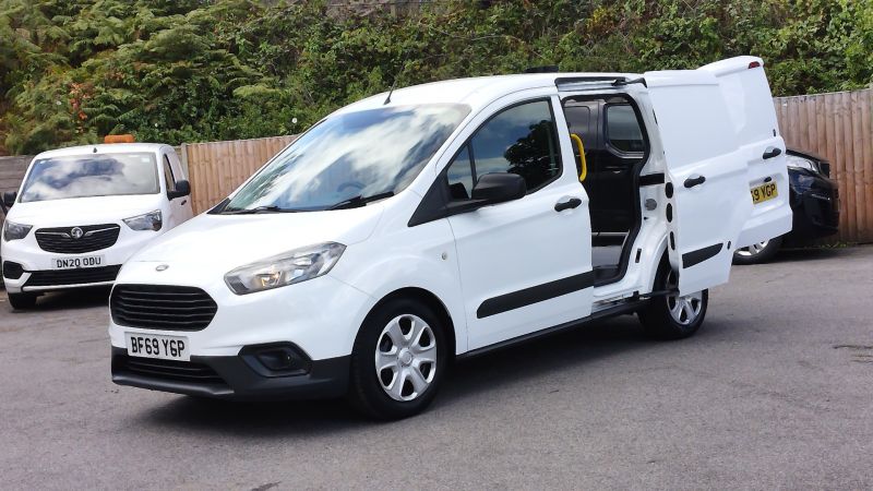 Used FORD TRANSIT COURIER in Surbiton, Surrey for sale
