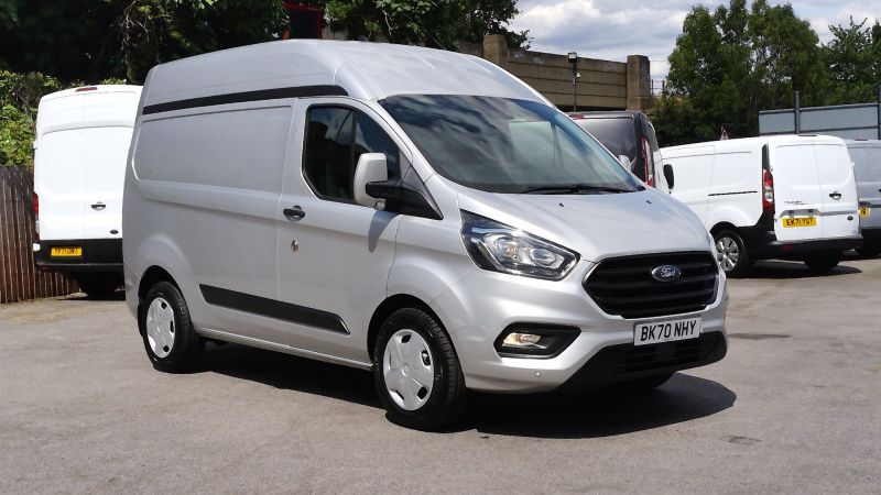 FORD TRANSIT CUSTOM 320 TREND ECOBLUE L1H2 SWB HIGH ROOF IN SILVER WITH SAT NAV,AIR CONDITIONING,PARKING SENSORS AND MORE *** SOLD *** - 2882 - 3