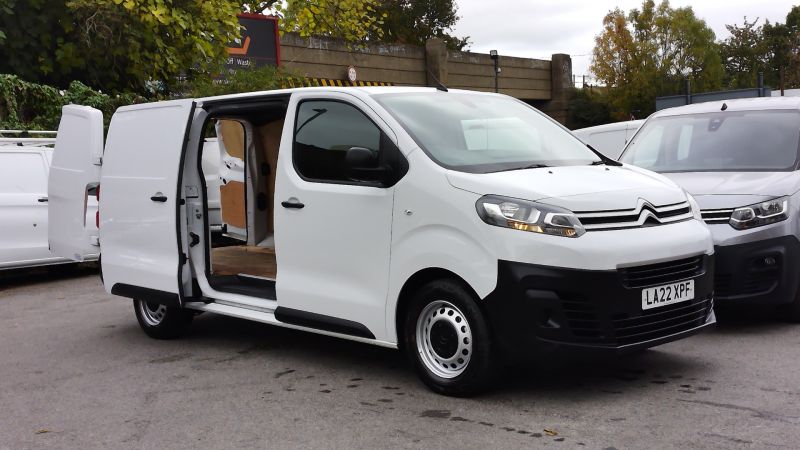 CITROEN DISPATCH XL 1400 ENTERPRISE PRO 2.0 BLUEHDI 145PS IN WHITE WITH AIR CONDITIONING,CRUISE CONTROL,6 SPEED AND MORE - 2932 - 2