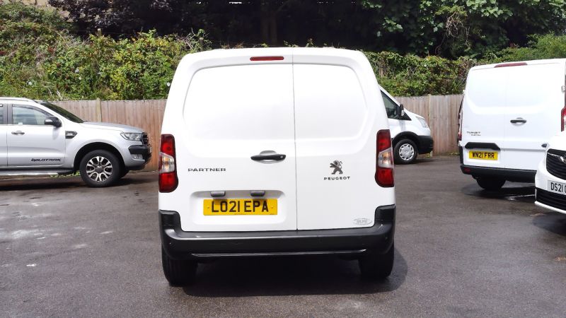 PEUGEOT PARTNER PROFESSIONAL L1 SWB WITH ONLY 37.000 MILES,AIR CONDITIONING,PARKING SENSORS AND MORE - 2892 - 10
