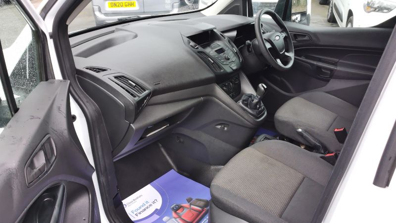 FORD TRANSIT CONNECT 240 L2 LWB WITH ONLY 65.000 MILES,AIR CONDITIONING,PARKING SENSORS,SECURITY LOCKS AND MORE - 2888 - 13