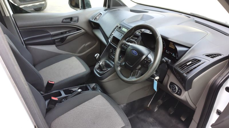FORD TRANSIT CONNECT 210 BASE TDCI L2 LWB WITH ONLY 59.000 MILES,AIR CONDITIONING,PARKING SENSORS,BLUETOOTH AND MORE - 2857 - 12