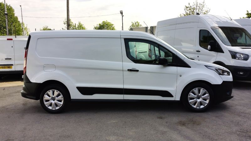 FORD TRANSIT CONNECT 210 BASE TDCI L2 LWB WITH ONLY 59.000 MILES,AIR CONDITIONING,PARKING SENSORS,BLUETOOTH AND MORE - 2857 - 9