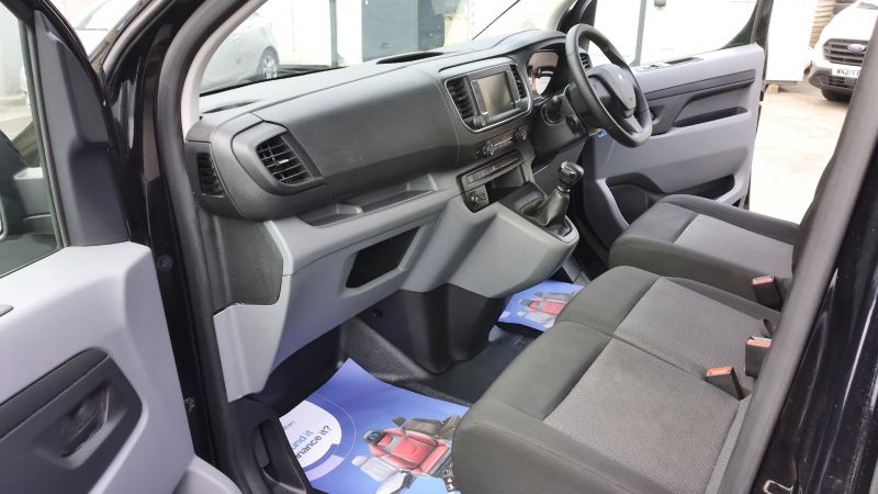 PEUGEOT EXPERT 1000 PROFESSIONAL PREMIUM L2 LWB IN BLACK ONLY 28.000 MILES,AIR CONDITIONING,ALLOY'S AND MORE - 2907 - 16