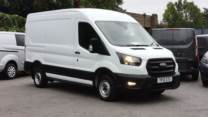 FORD TRANSIT 310 LEADER L2H2 MWB MEDIUM ROOF WITH ONLY 51.000 MILES,SAT NAV,AIR CONDITIONING,HEATED SEATS AND MORE - 2917 - 4