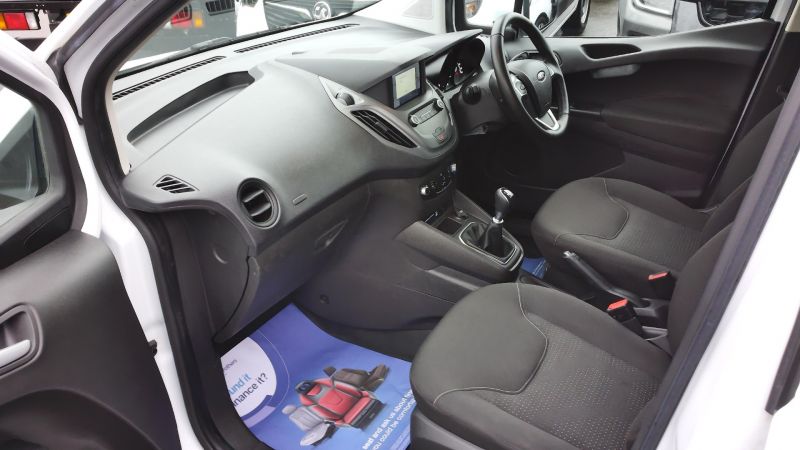 FORD TRANSIT COURIER LIMITED 1.5 TDCI WITH AIR CONDITIONING,ALLOY'S,PARKING SENSORS AND MORE - 2977 - 14