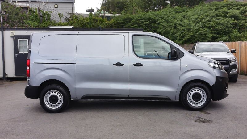 CITROEN DISPATCH M 1400 ENTERPRISE PRO 145 IN GREY/SILVER WITH ONLY 25.000 MILES AND MORE - 2883 - 8